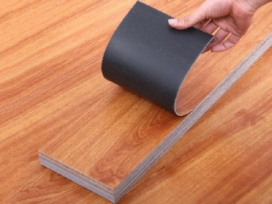 Thảm nhựa trải sàn vân gỗ